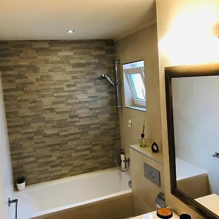Aparthotel Maison 214